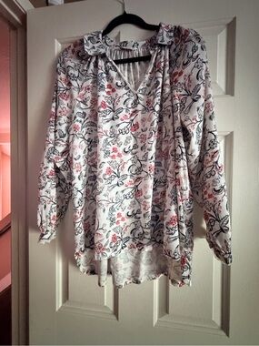 Lucky Brand White Tunic Top with Black & Pink Floral Print